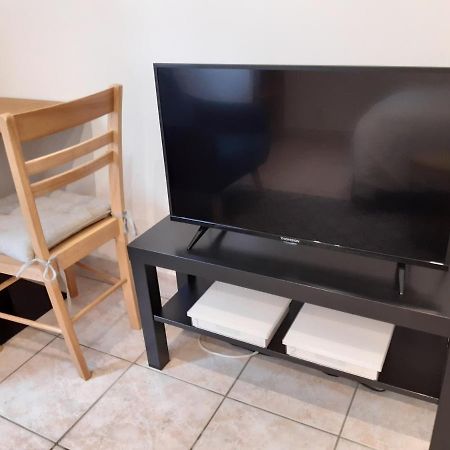 Appartement Aad1 Clamart 200 M Du Tramway T6 St Pave Blc Avec Cuisine Separee Buitenkant foto