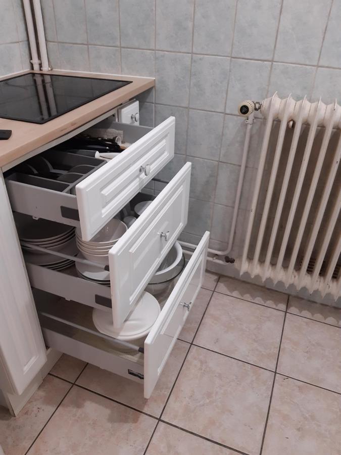 Appartement Aad1 Clamart 200 M Du Tramway T6 St Pave Blc Avec Cuisine Separee Buitenkant foto