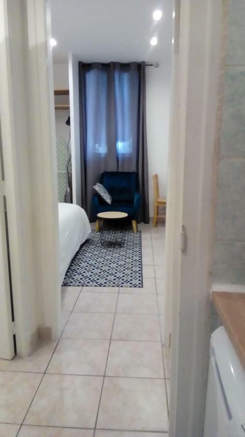 Appartement Aad1 Clamart 200 M Du Tramway T6 St Pave Blc Avec Cuisine Separee Buitenkant foto